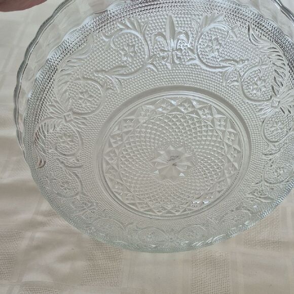 Clear Glass Serving Platter - Picture 13 of 16